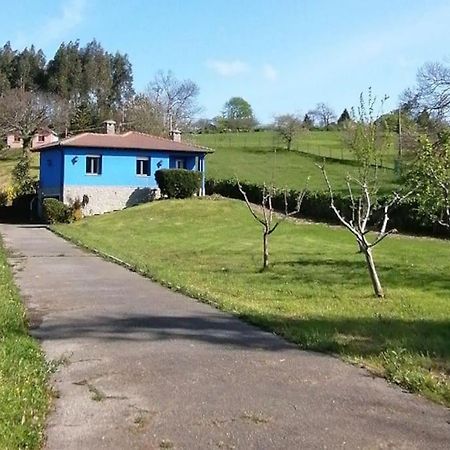 La casa azul: Un lugar mágico y acogedor en finca Juncedo Exterior foto
