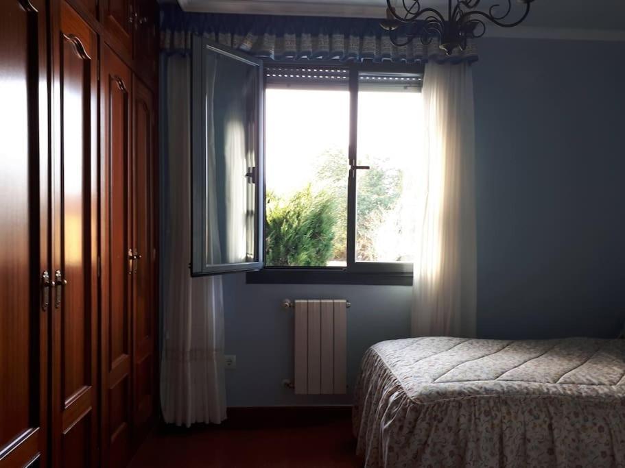 La casa azul: Un lugar mágico y acogedor en finca Juncedo Exterior foto